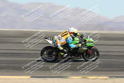 media/May-10-2025-Race Pace (Sat) [[db32fef2da]]/Vested/3-Bowl Set 1 (9am)/